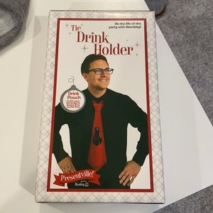 Wembley Tie drink holder Christmas Present gag gift beer bottle